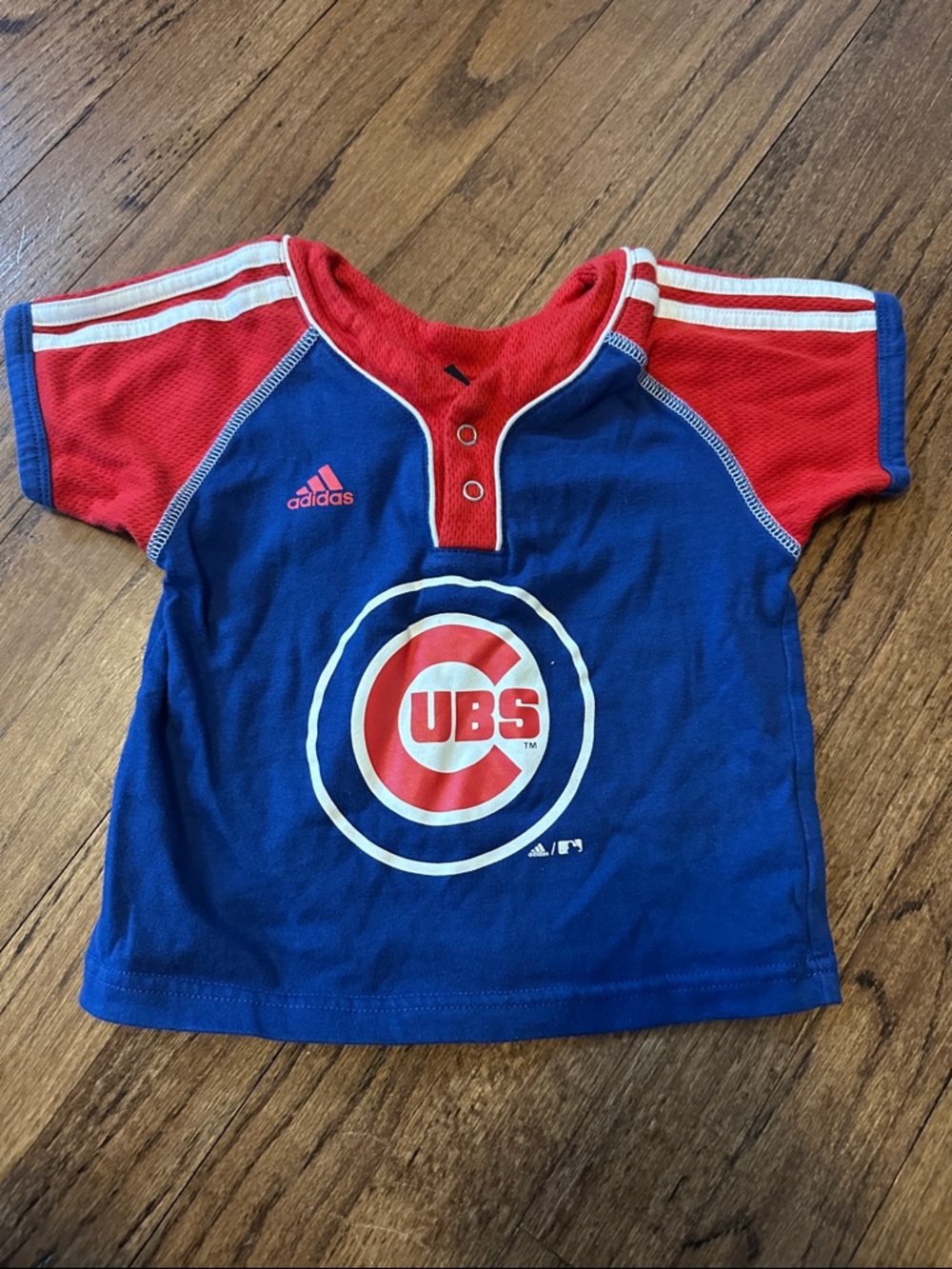 adidas Kids Chicago Cubs Blue & Red Short Sleeve Tee